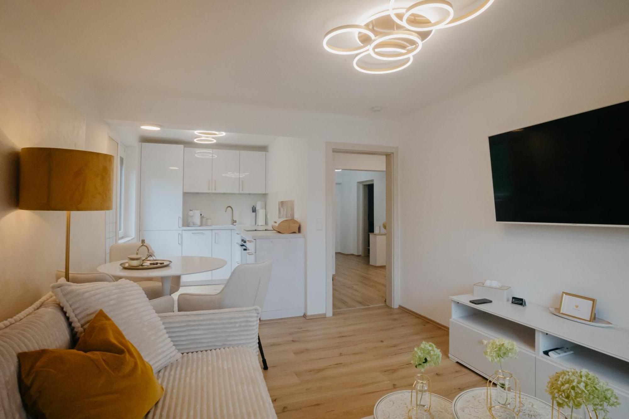סאטנדורף Ferienwohnung De Luxe Kramer מראה חיצוני תמונה